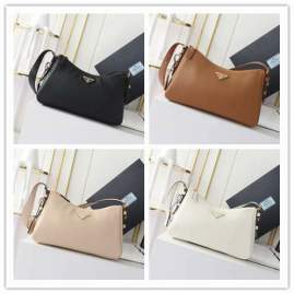 Picture of Prada Handbags _SKUfw182634681fw